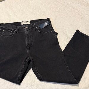 Hollister Men's Black Wash Loose Jeans